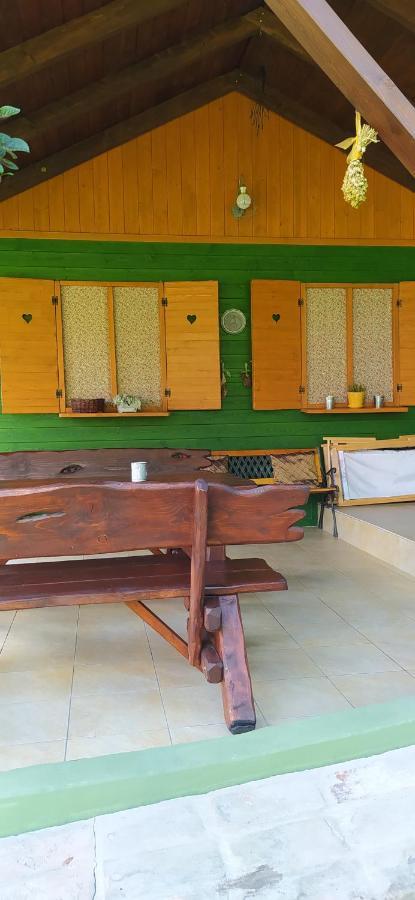 Pod Modrzewiami Apartment Milowka Ngoại thất bức ảnh