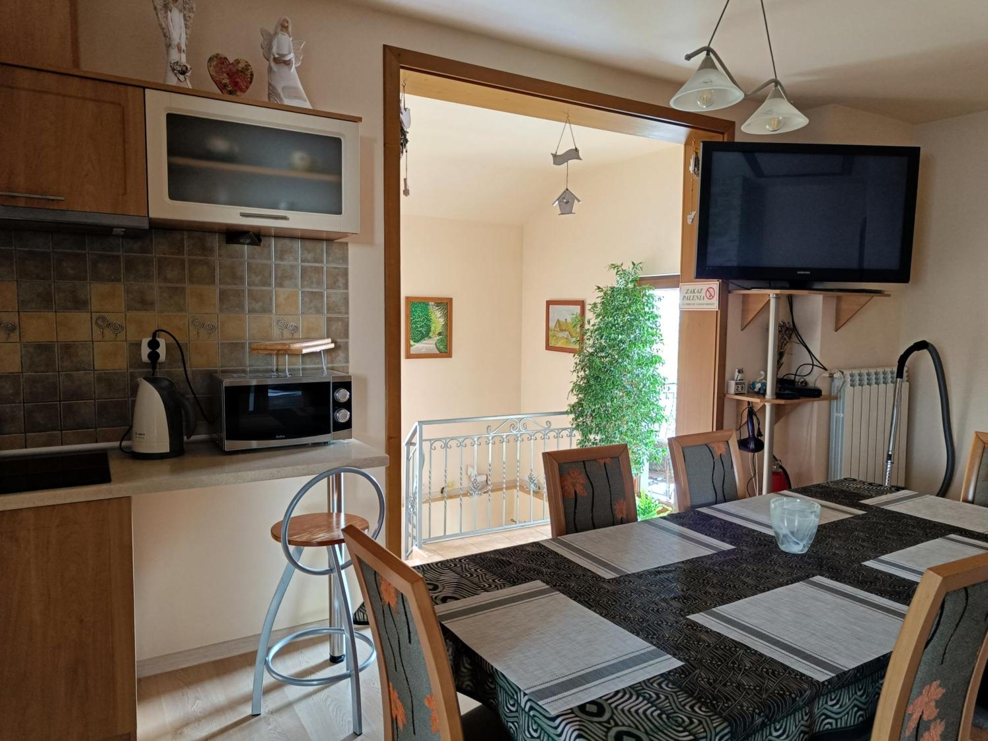 Pod Modrzewiami Apartment Milowka Ngoại thất bức ảnh